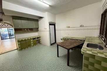 Kampung Tasik Tambahan