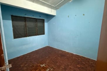 Kampung Tasik Tambahan