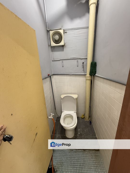 2-STY SHOP FreeHold AT Taman Supreme with Security Guard, Kuala Lumpur, Cheras