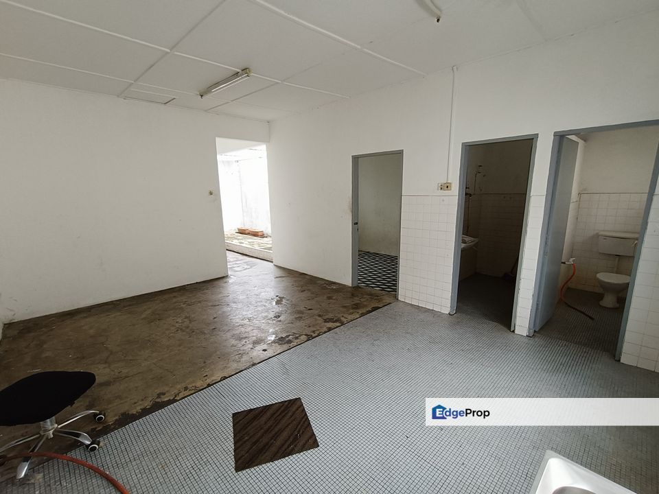 2 Storey Shop [Freehold] Facing Main Road At Kajang Bukit Mewah, Selangor, Kajang