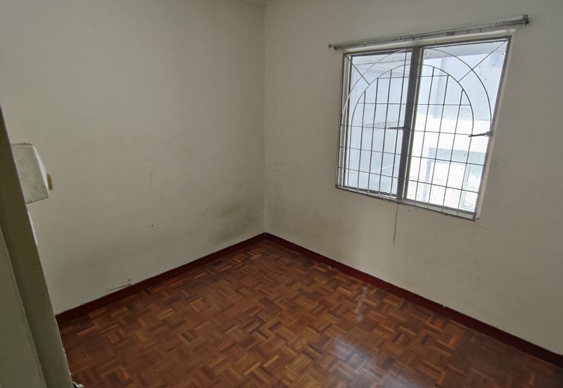 Subang Ville Ehsan Apartment
