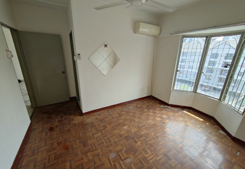 Subang Ville Ehsan Apartment