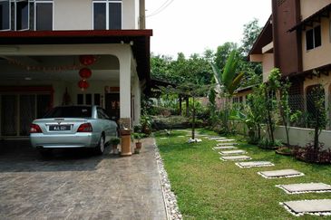 Taman Overseas Union 2-Storey Semi D 