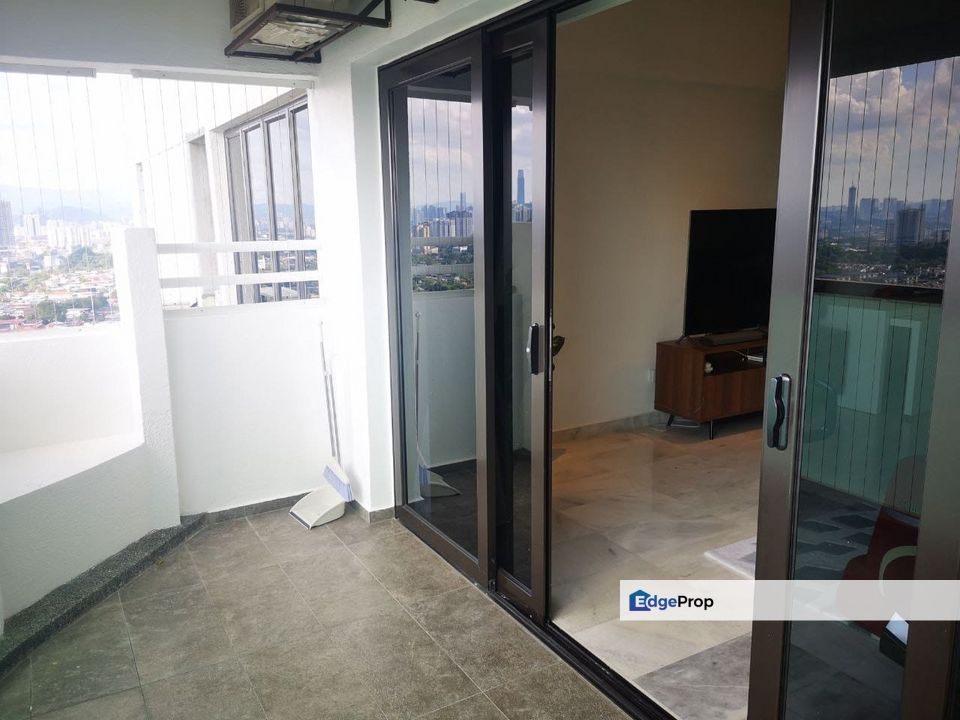 (Renovated Cost RM270k) Cheras Cloud View Condominium, KL View ( Fully Reno With Karaoke System ), Selangor, Cheras