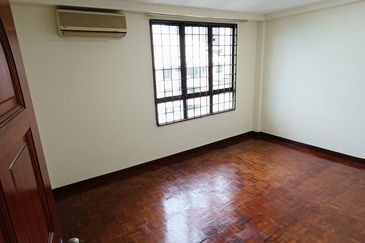 Anjung Hijau (Greenfield Apartment)