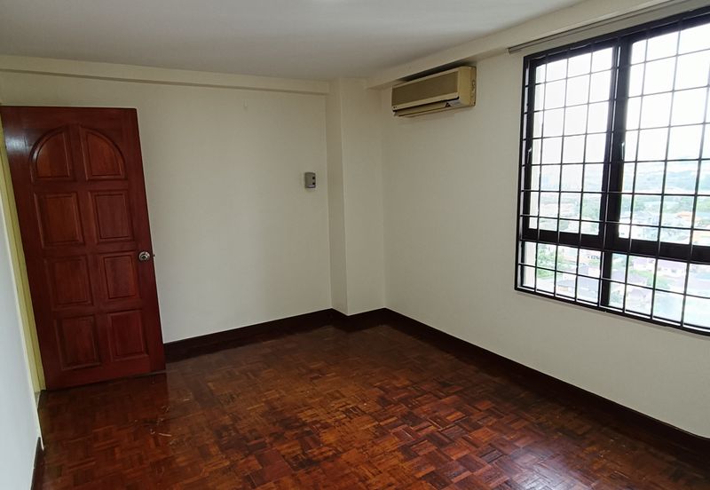 Anjung Hijau (Greenfield Apartment)