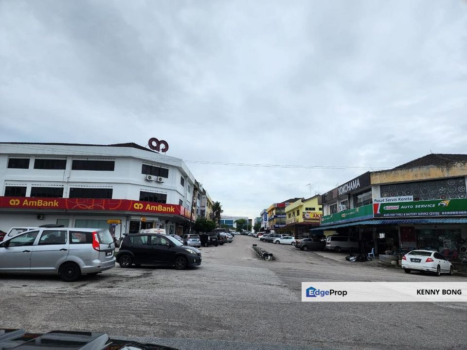 Ros Merah Next to Molek / Johor Jaya for Rental RM2,600 By KENNY BONG EdgeProp.my