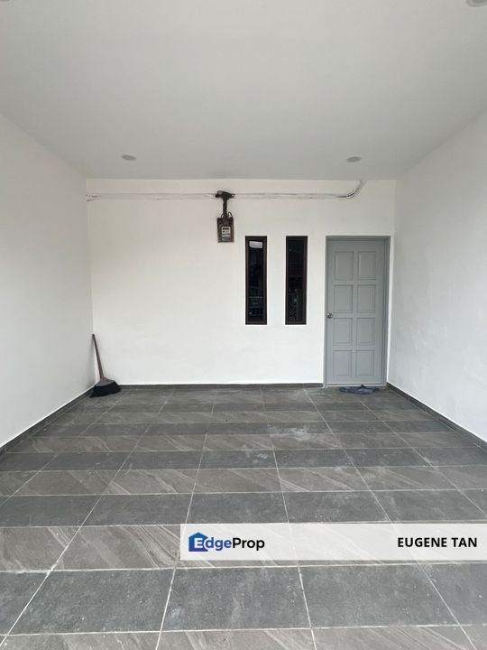Taman Mewah Kulai, Jalan Selendang for Sale RM288,000 By EUGENE TAN