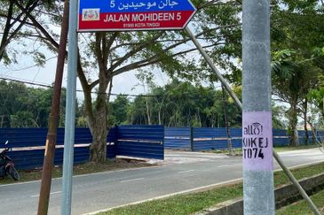 BANDAR KOTA TINGGI : Tanah 2 Ekar Zoning Residensi Untuk Dijual