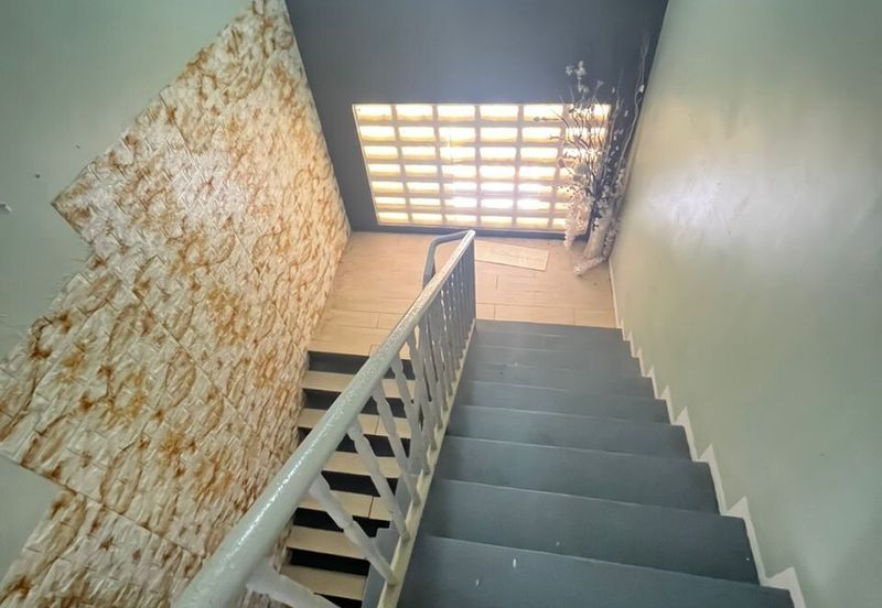 BANGLO @ KG SRI PANTAI, MERSING FOR SALE