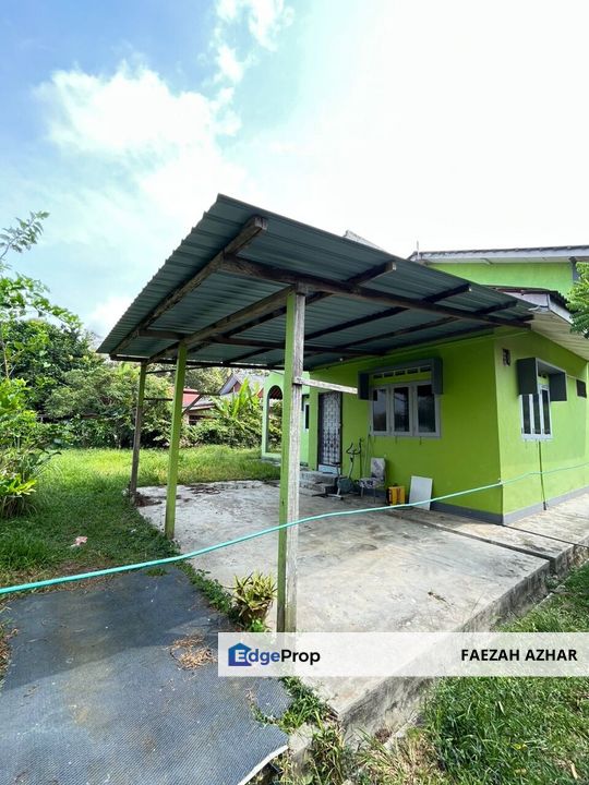 BANGLO @ KG SRI PANTAI, MERSING FOR SALE, Johor, Mersing