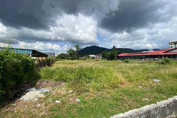 TANAH UNTUK BINA APARTMENT @ BATU PAHAT UNTUK DIJUAL