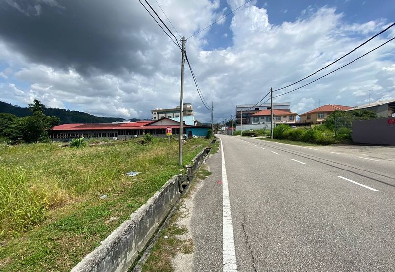 TANAH UNTUK BINA APARTMENT @ BATU PAHAT UNTUK DIJUAL