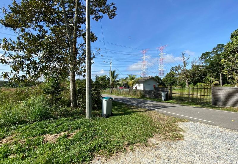 TANAH LOT LUAS @ KG SINARAN BARU, SEELONG FOR SALE