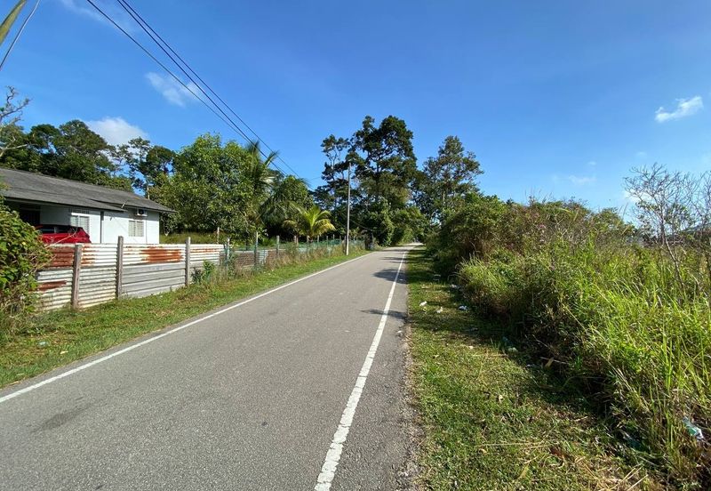 TANAH LOT LUAS @ KG SINARAN BARU, SEELONG FOR SALE