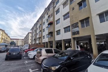 Pangsapuri Jasa, Mutiara Rini