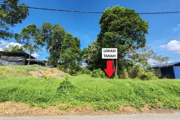 TANAH LOT LUAS @ KG MAJU JAYA, KEMPAS LAMA FOR SALE