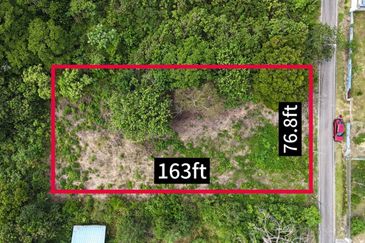 TANAH LOT LUAS VIEW GUNUNG LAMBAK @ KG SRI TENGGARA, KLUANG FOR SALE