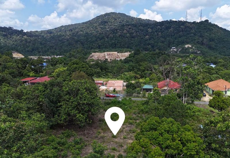 TANAH LOT LUAS VIEW GUNUNG LAMBAK @ KG SRI TENGGARA, KLUANG FOR SALE