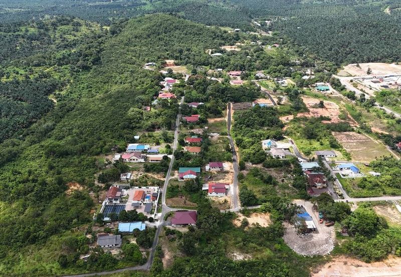 TANAH LOT LUAS VIEW GUNUNG LAMBAK @ KG SRI TENGGARA, KLUANG FOR SALE