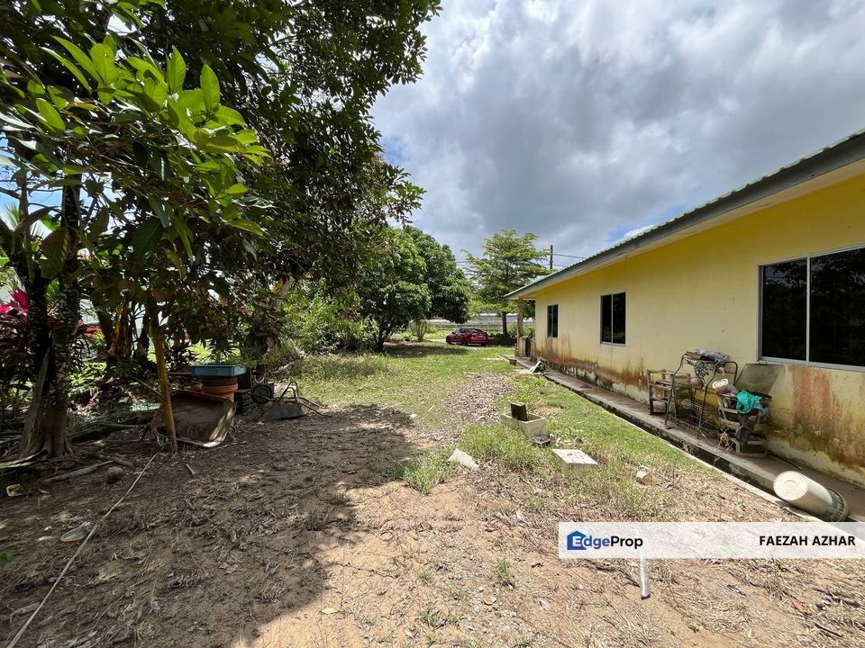 BUNGALOW LOT @ KG TERSUSUN SRI DELIMA, KOTA TINGGI FOR SALE, Johor, Kota Tinggi