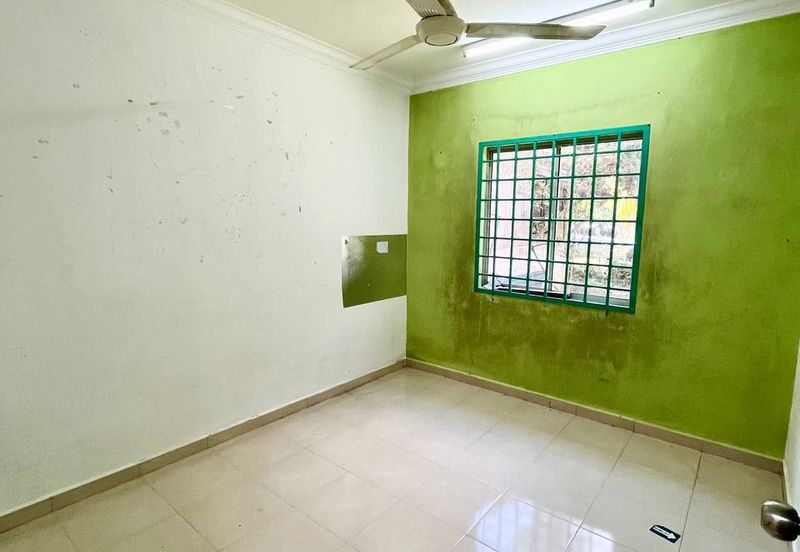 BUNGALOW LOT @ KG TERSUSUN SRI DELIMA, KOTA TINGGI FOR SALE