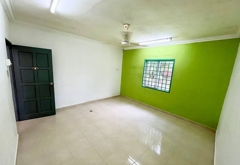 BUNGALOW LOT @ KG TERSUSUN SRI DELIMA, KOTA TINGGI FOR SALE