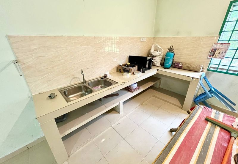 BUNGALOW LOT @ KG TERSUSUN SRI DELIMA, KOTA TINGGI FOR SALE