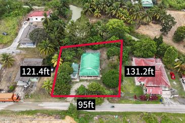 BUNGALOW LOT @ KG TERSUSUN SRI DELIMA, KOTA TINGGI FOR SALE