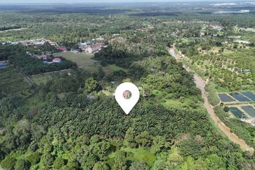 TANAH 2.85 ACRE @ GELANG PATAH FOR SALE