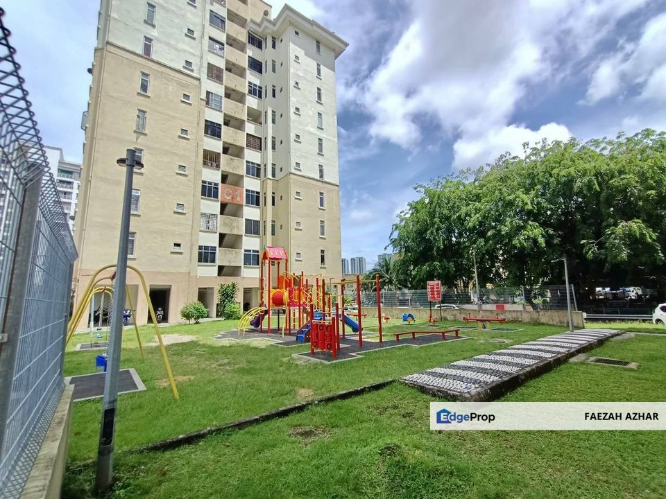 RENOVATED APARTMENT LARKIN IDAMAN @ JALAN IDAMAN UTAMA FOR SALE, Johor, Johor Bahru