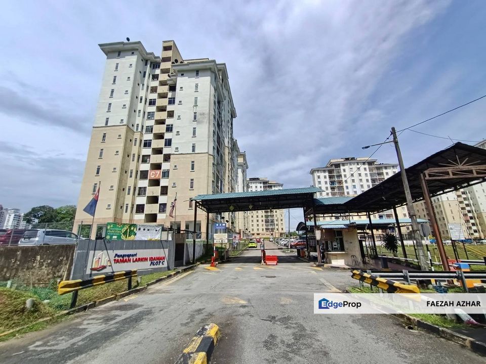RENOVATED APARTMENT LARKIN IDAMAN @ JALAN IDAMAN UTAMA FOR SALE, Johor, Johor Bahru