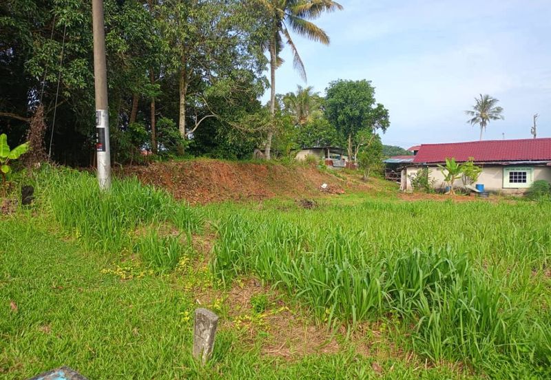 TANAH LOT KEDIAMAN @ KG GAJAH, KLUANG UNTUK DIJUAL