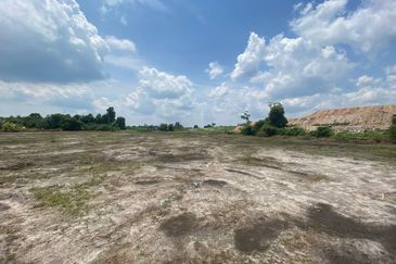 TANAH LOT MURAH (ON THE WAY GERAN INDIVIDU) @ MERSING FOR SALE