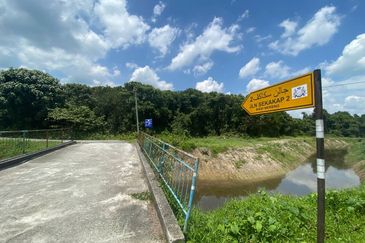 TANAH LOT MURAH (ON THE WAY GERAN INDIVIDU) @ MERSING FOR SALE