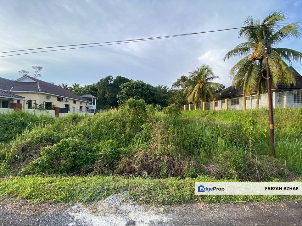 TANAH LOT BANGUNAN LUAS (9828SQFT) @ BATU TIGA, KOTA TINGGI UNTUK DIJUAL, Johor, Kota Tinggi