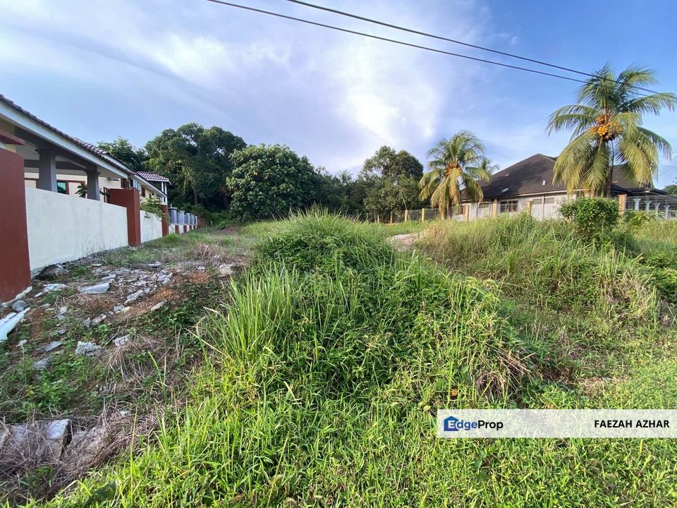 TANAH LOT BANGUNAN LUAS (9828SQFT) @ BATU TIGA, KOTA TINGGI UNTUK DIJUAL, Johor, Kota Tinggi