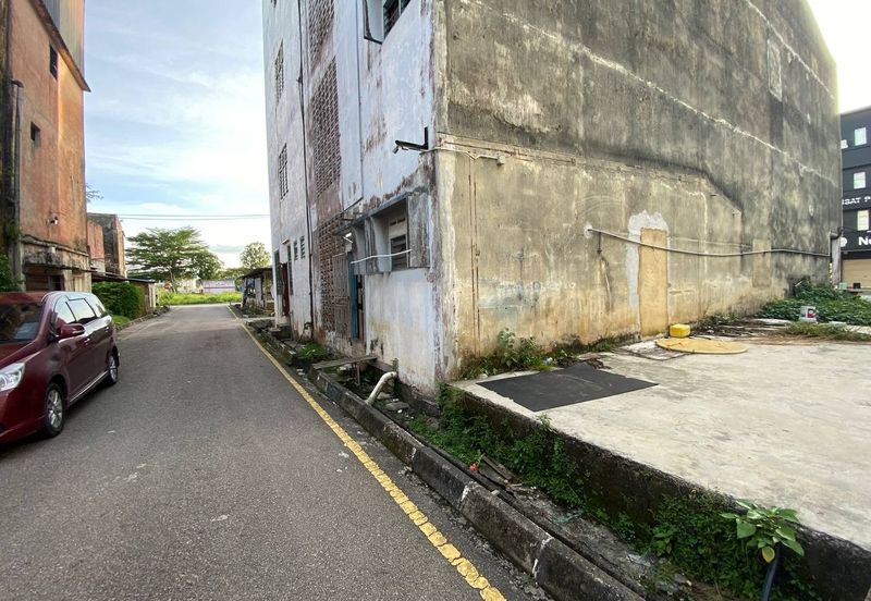 TANAH LOT BANGUNAN (SHOPLOT) @ JALAN IBRAHIM, BANDAR KOTA TINGGI FOR SALE