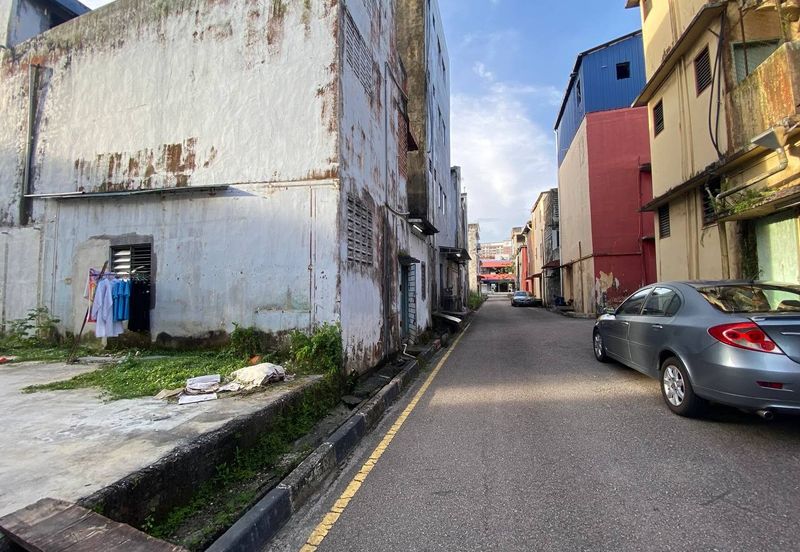 TANAH LOT BANGUNAN (SHOPLOT) @ JALAN IBRAHIM, BANDAR KOTA TINGGI FOR SALE