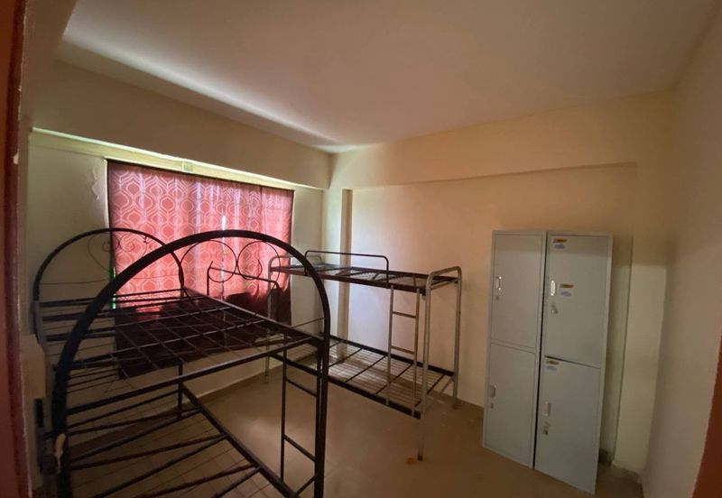 WORKER HOSTEL @ SENAI COMMERCIAL PARK FOR RENT