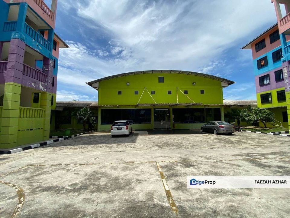 WORKER HOSTEL @ SENAI COMMERCIAL PARK FOR RENT, Johor, Senai