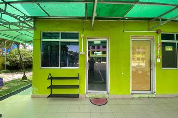 WORKER HOSTEL @ SENAI COMMERCIAL PARK FOR RENT