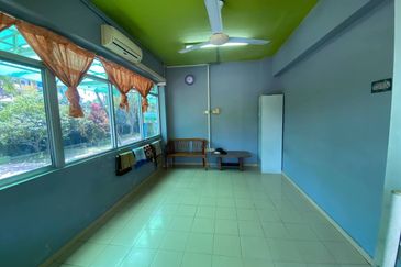 WORKER HOSTEL @ SENAI COMMERCIAL PARK FOR RENT