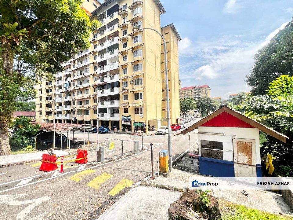 APARTMENT BUKIT SAUJANA (PAHLAWAN A) FOR SALE, Johor, Johor Bahru