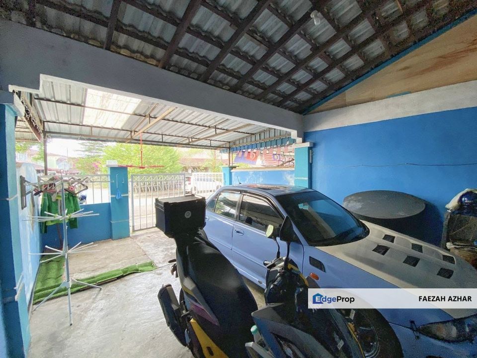 FACING OPEN VIEW @ JALAN HELANG, SCIENTEX PASIR GUDANG FOR SALE, Johor, Pasir Gudang
