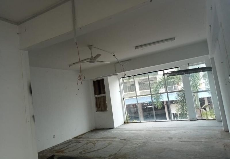 3 STOREY SHOPLOT @ Jalan Niaga, Kota Tinggi For Sale