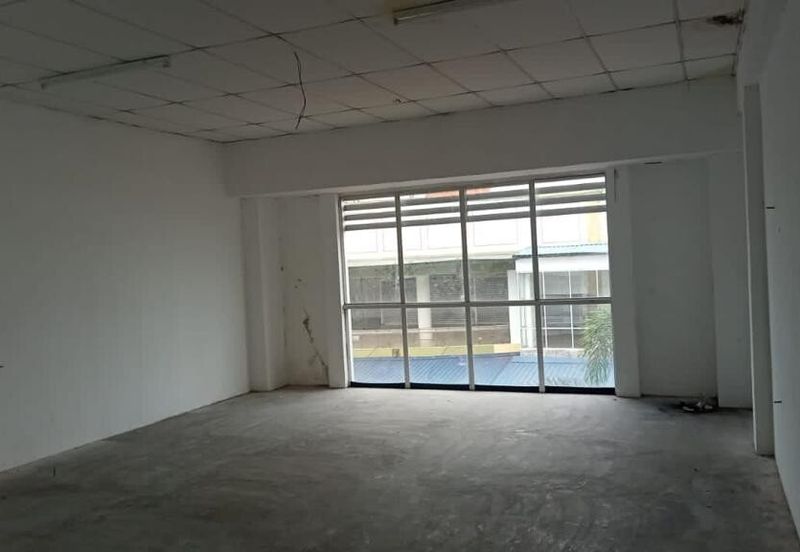3 STOREY SHOPLOT @ Jalan Niaga, Kota Tinggi For Sale
