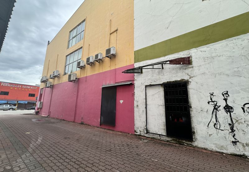 3 STOREY SHOPLOT @ Jalan Niaga, Kota Tinggi For Sale