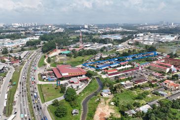 LAND FOR SALE @ JALAN KANGKAR TEBRAU (NEAR PASIR GUDANG HIGHWAY)