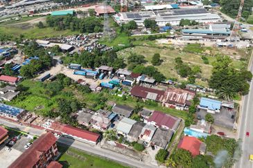 LAND FOR SALE @ JALAN KANGKAR TEBRAU (NEAR PASIR GUDANG HIGHWAY)